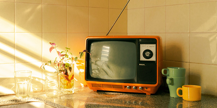 英会話を学ぶのにおすすめのテレビ番組は?